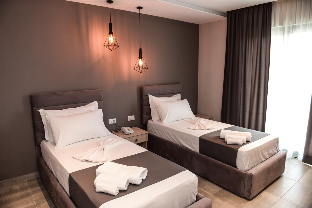 Brilliant Hotel&SPA Golem  Esterno foto